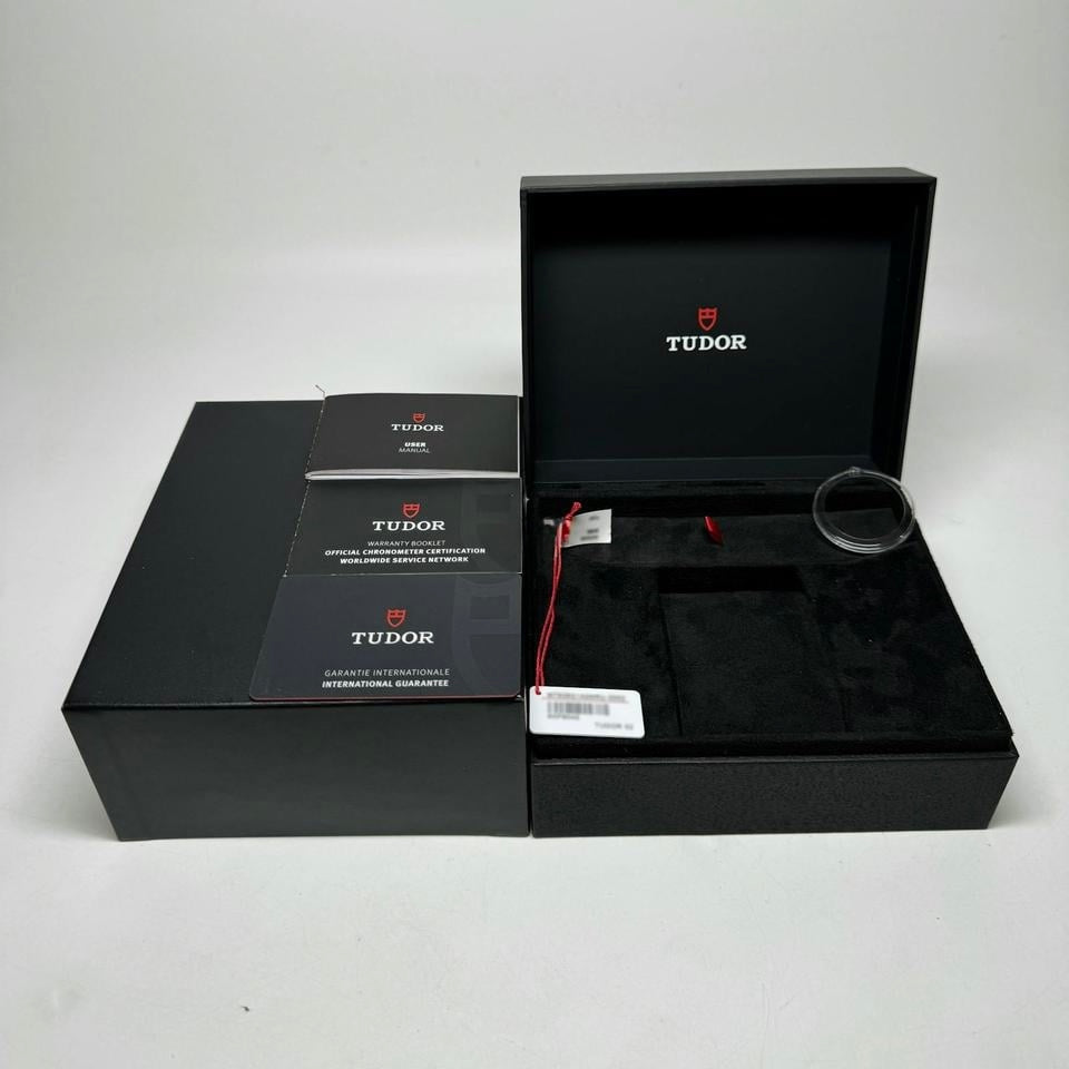 BOX TUDOR